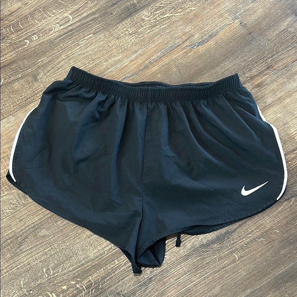 Nike Black Athletic Shorts with Moisture-Wicking Fabric